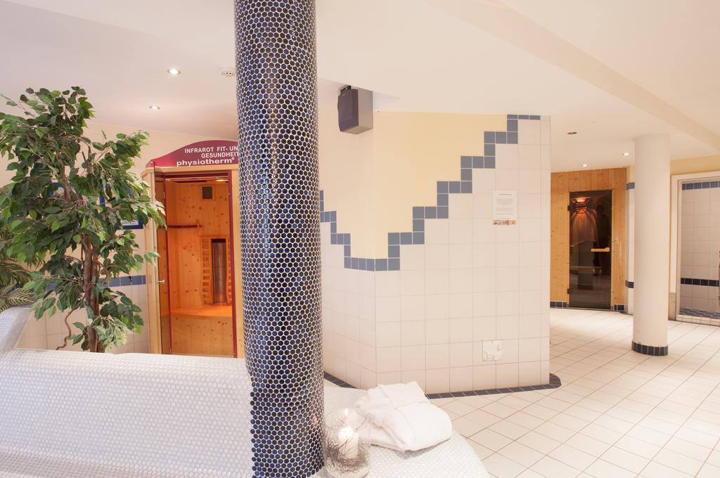 Hotel Alpenfriede Йерценс Екстериор снимка